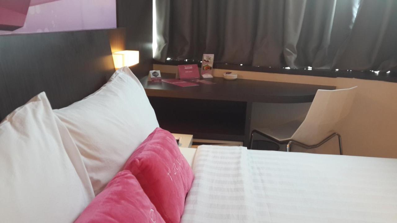 Favehotel Pluit Junction Jakarta Ngoại thất bức ảnh
