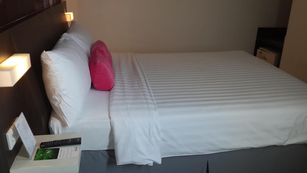 Favehotel Pluit Junction Jakarta Ngoại thất bức ảnh
